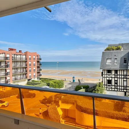 Front De Appartement *